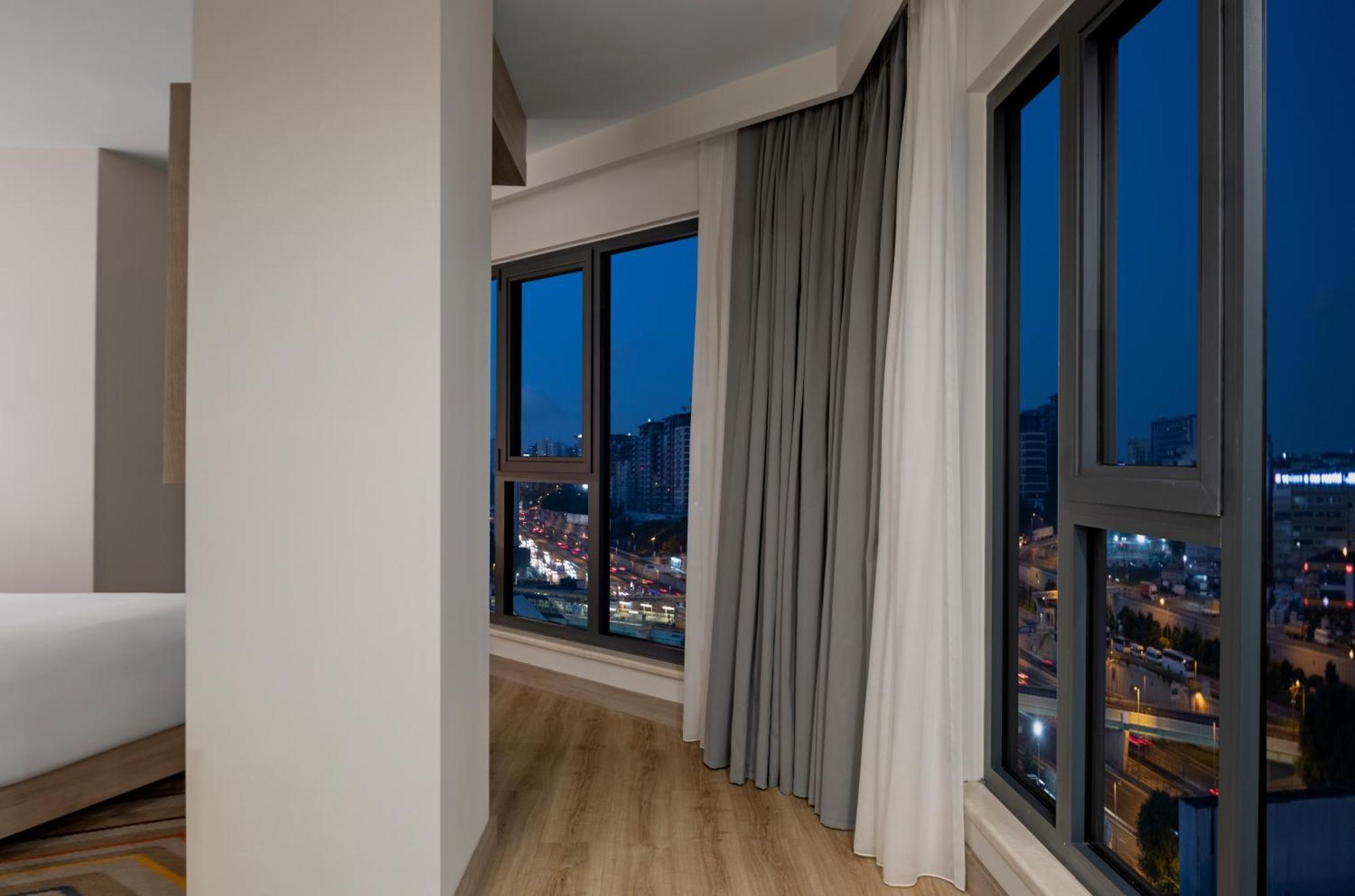 Hampton By Hilton Istanbul Merter Eksteriør bilde