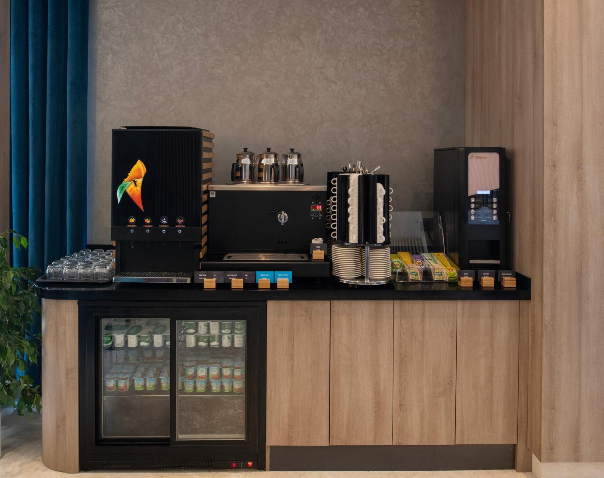 Hampton By Hilton Istanbul Merter Eksteriør bilde