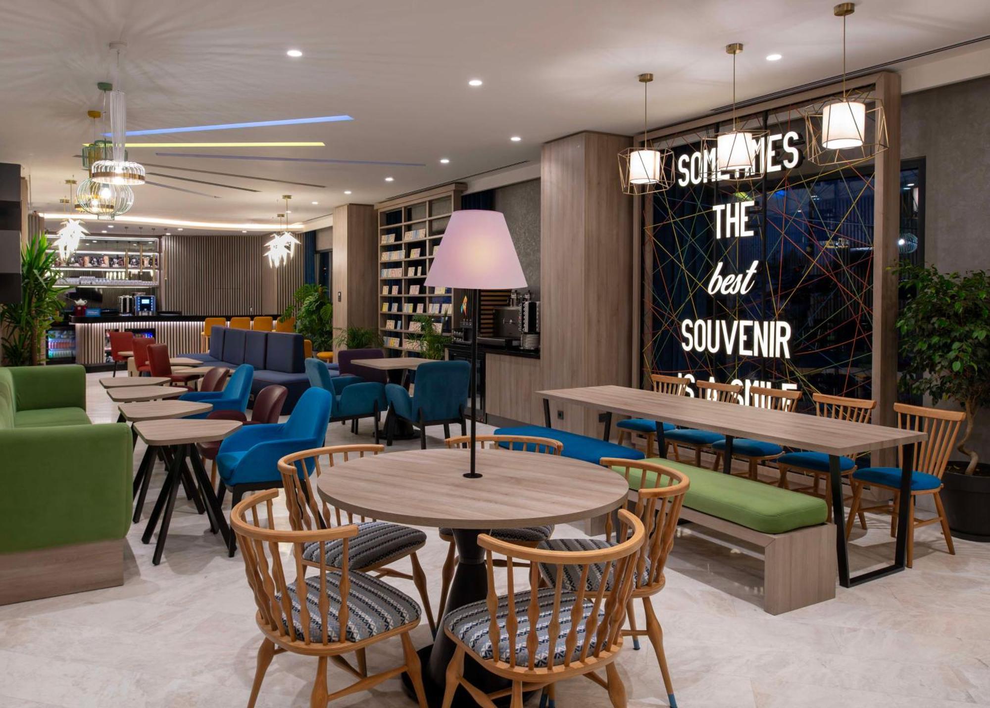 Hampton By Hilton Istanbul Merter Eksteriør bilde